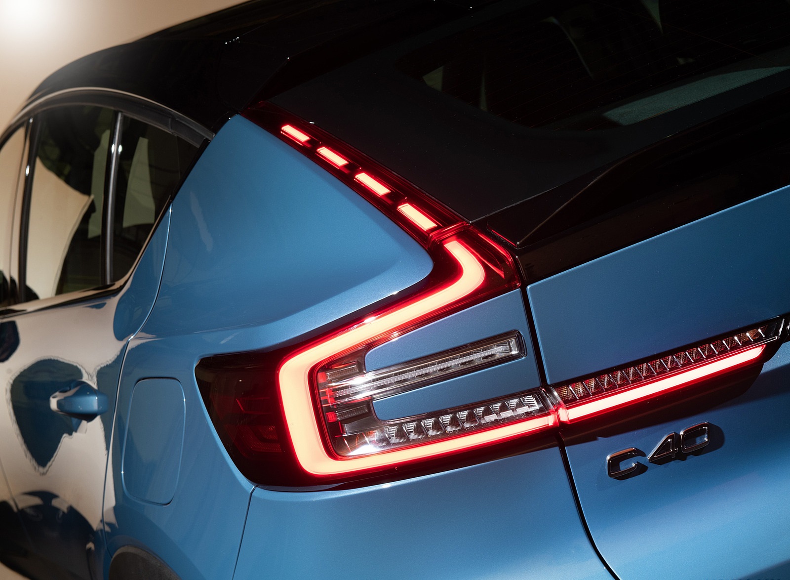 2022 Volvo C40 Recharge Tail Light Wallpapers  #51 of 101