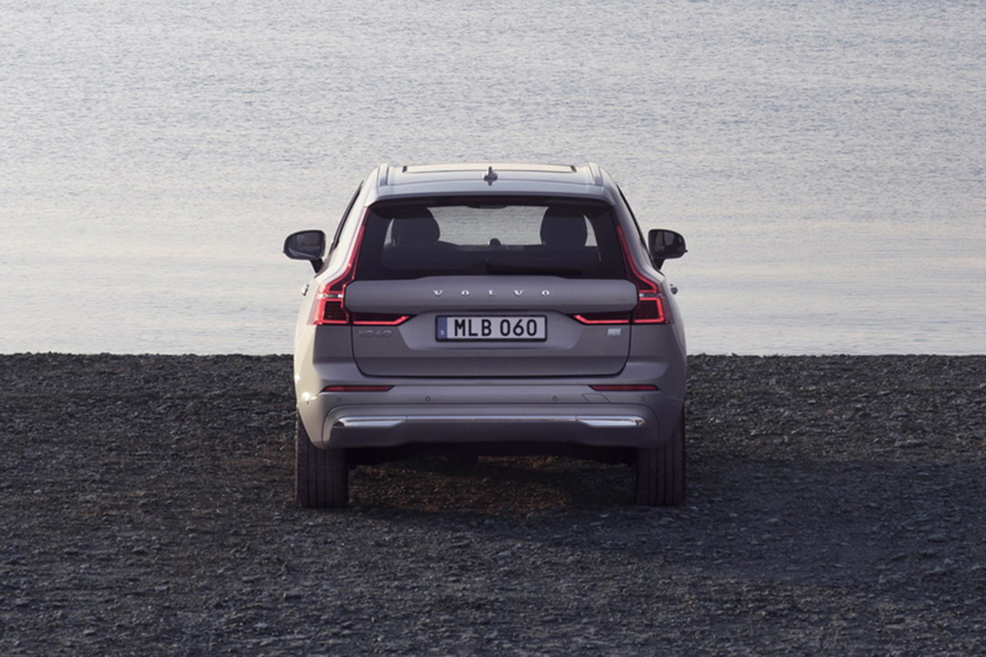 2022 Volvo XC60 Rear Wallpapers #3 of 17