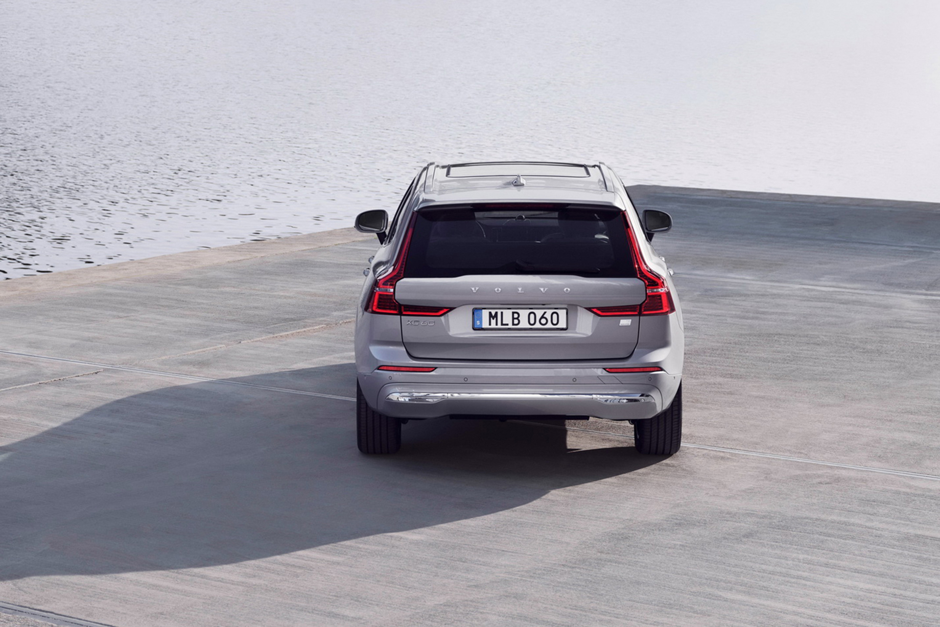 2022 Volvo XC60 Rear Wallpapers #4 of 17