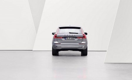 2022 Volvo XC60 Rear Wallpapers 450x275 (14)