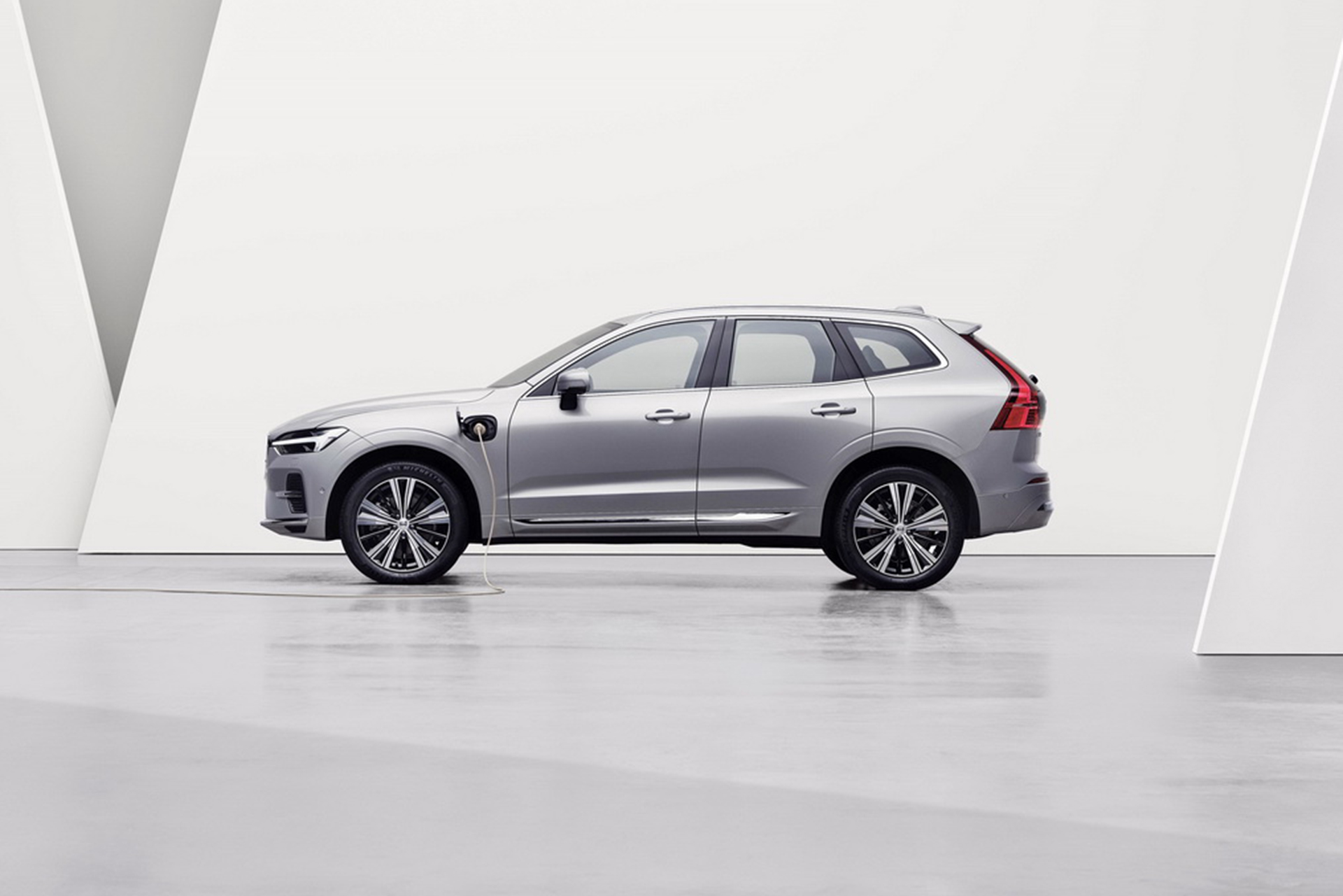 2022 Volvo XC60 Side Wallpapers #15 of 17
