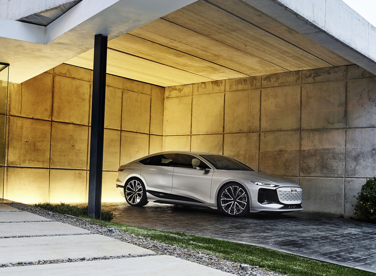2021 Audi A6 e-tron Concept (Color: Helio Silver) Front Three-Quarter Wallpapers  #16 of 54
