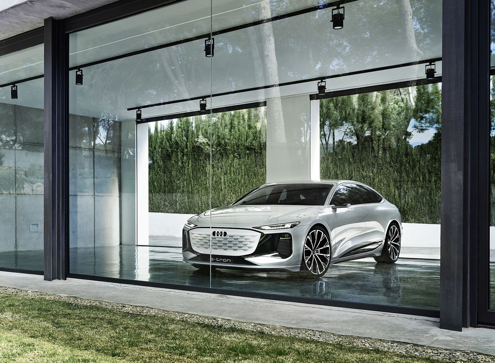 2021 Audi A6 e-tron Concept (Color: Helio Silver) Front Three-Quarter Wallpapers #18 of 54
