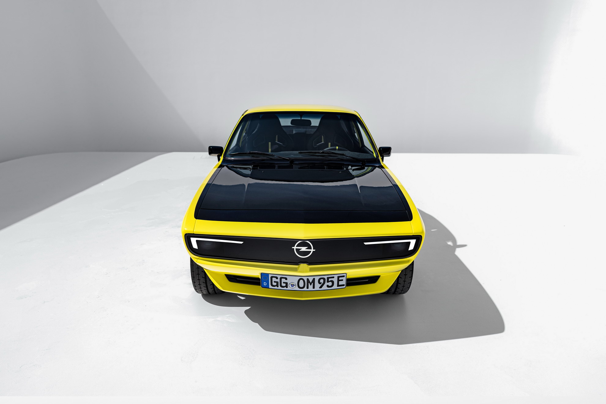 2021 Opel Manta GSe ElektroMOD Concept Front Wallpapers (8)
