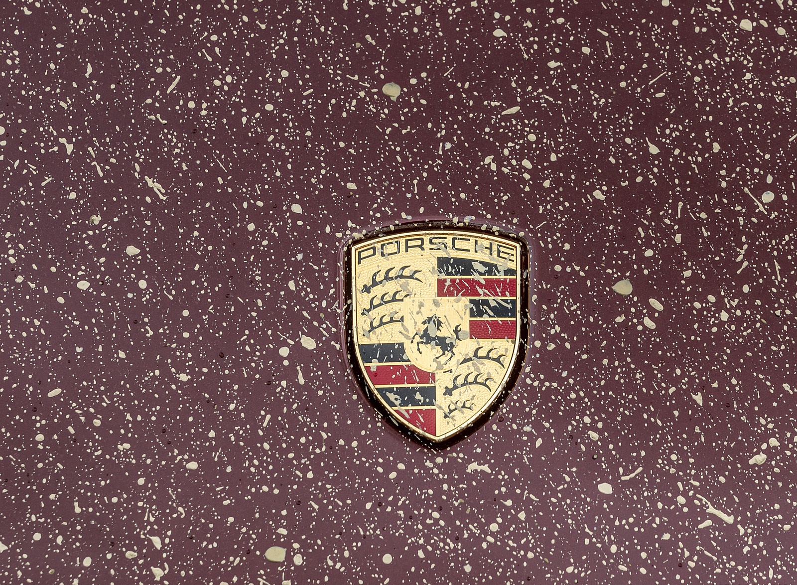 2022 Porsche Taycan 4 Cross Turismo (Color: Cherry Metallic) Badge Wallpapers #180 of 189