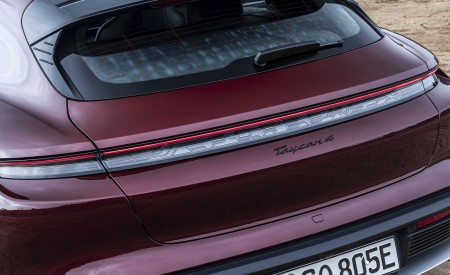 2022 Porsche Taycan 4 Cross Turismo (Color: Cherry Metallic) Detail Wallpapers 450x275 (178)