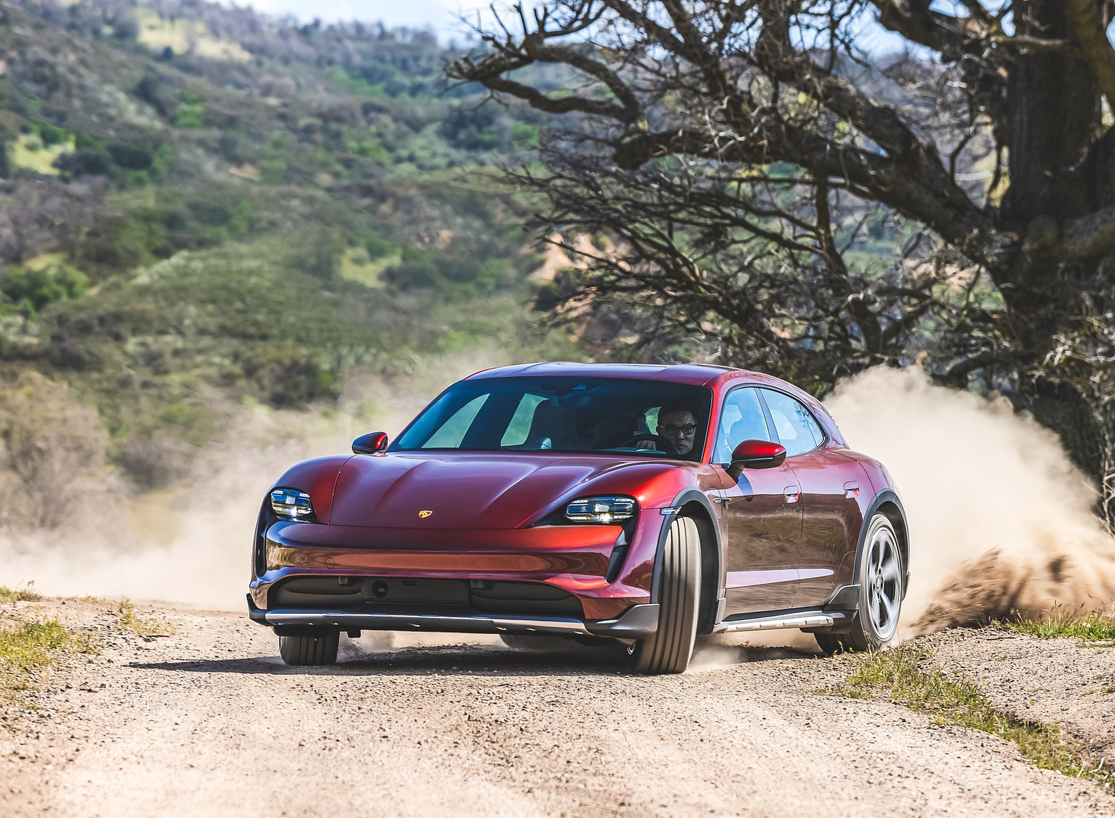 2022 Porsche Taycan 4 Cross Turismo (Color: Cherry Red) Off-Road Wallpapers #45 of 189