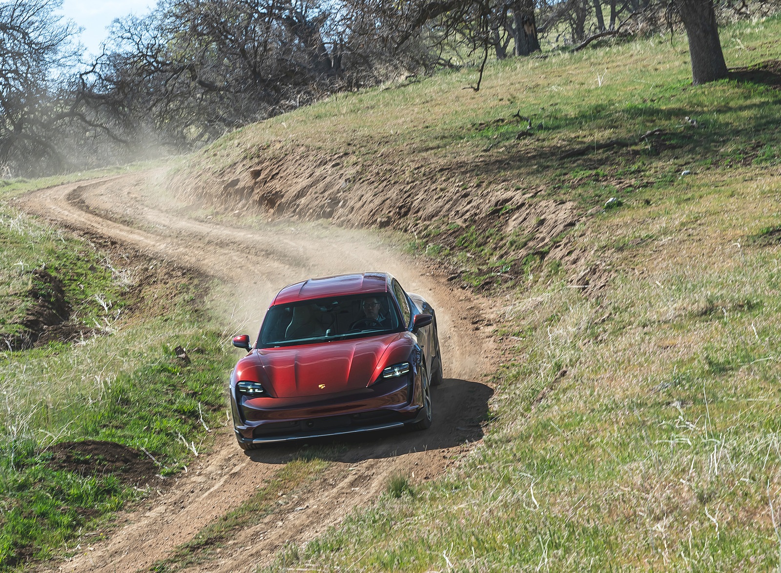 2022 Porsche Taycan 4 Cross Turismo (Color: Cherry Red) Off-Road Wallpapers #44 of 189