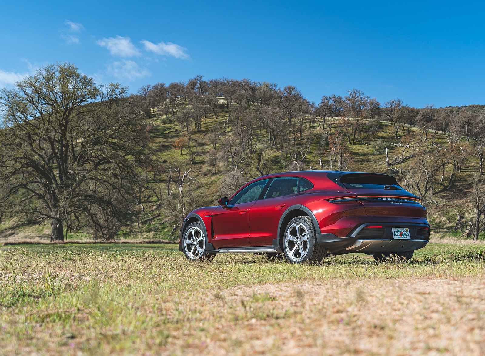 2022 Porsche Taycan 4 Cross Turismo (Color: Cherry Red) Rear Three-Quarter Wallpapers #50 of 189