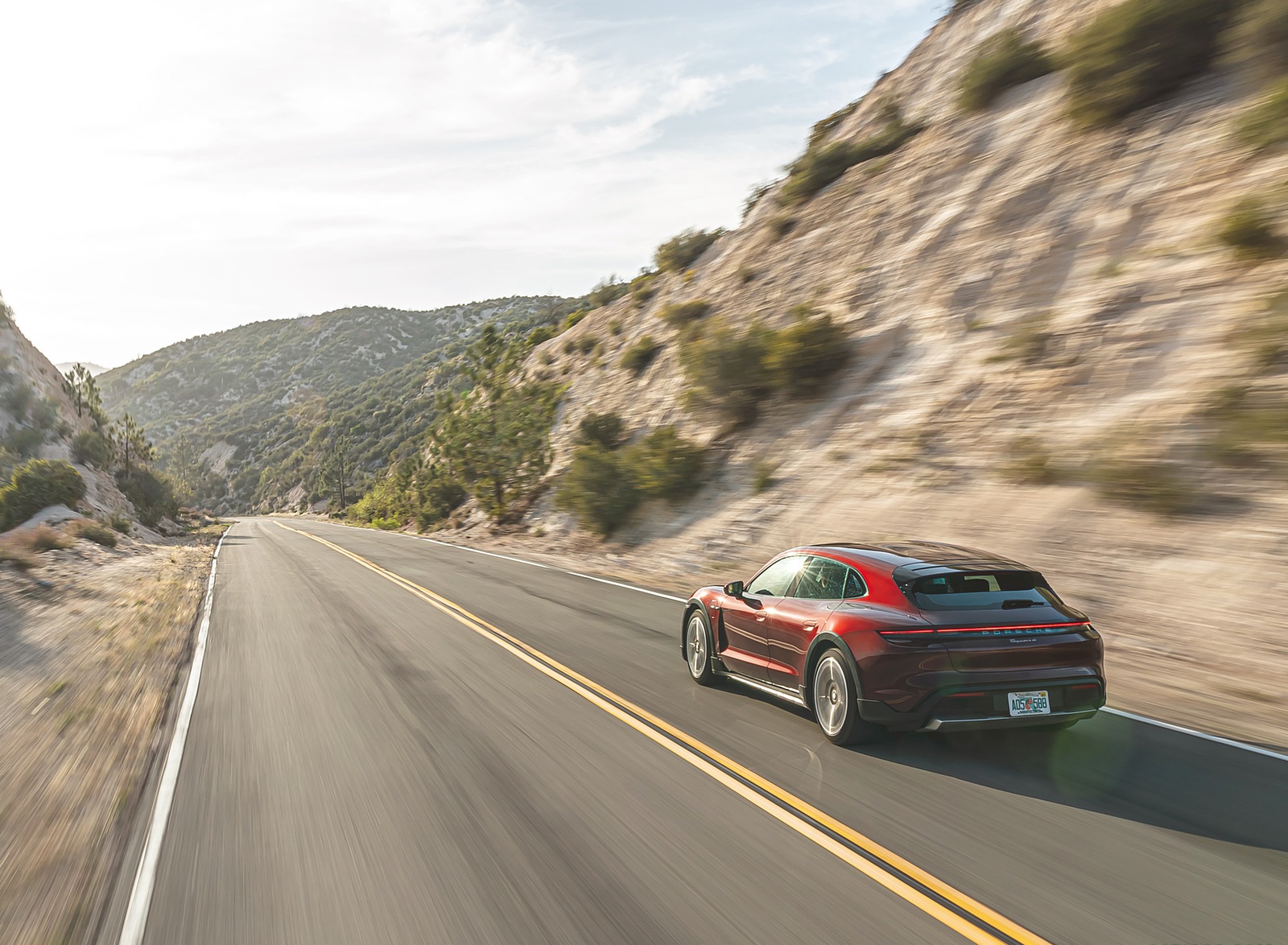 2022 Porsche Taycan 4 Cross Turismo (Color: Cherry Red) Rear Three-Quarter Wallpapers (9)