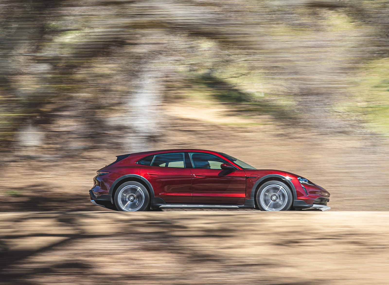 2022 Porsche Taycan 4 Cross Turismo (Color: Cherry Red) Side Wallpapers #22 of 189