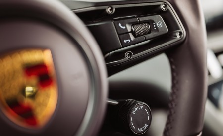 2022 Porsche Taycan 4 Cross Turismo (Color: Frozen Berry Metallic) Interior Steering Wheel Wallpapers 450x275 (143)