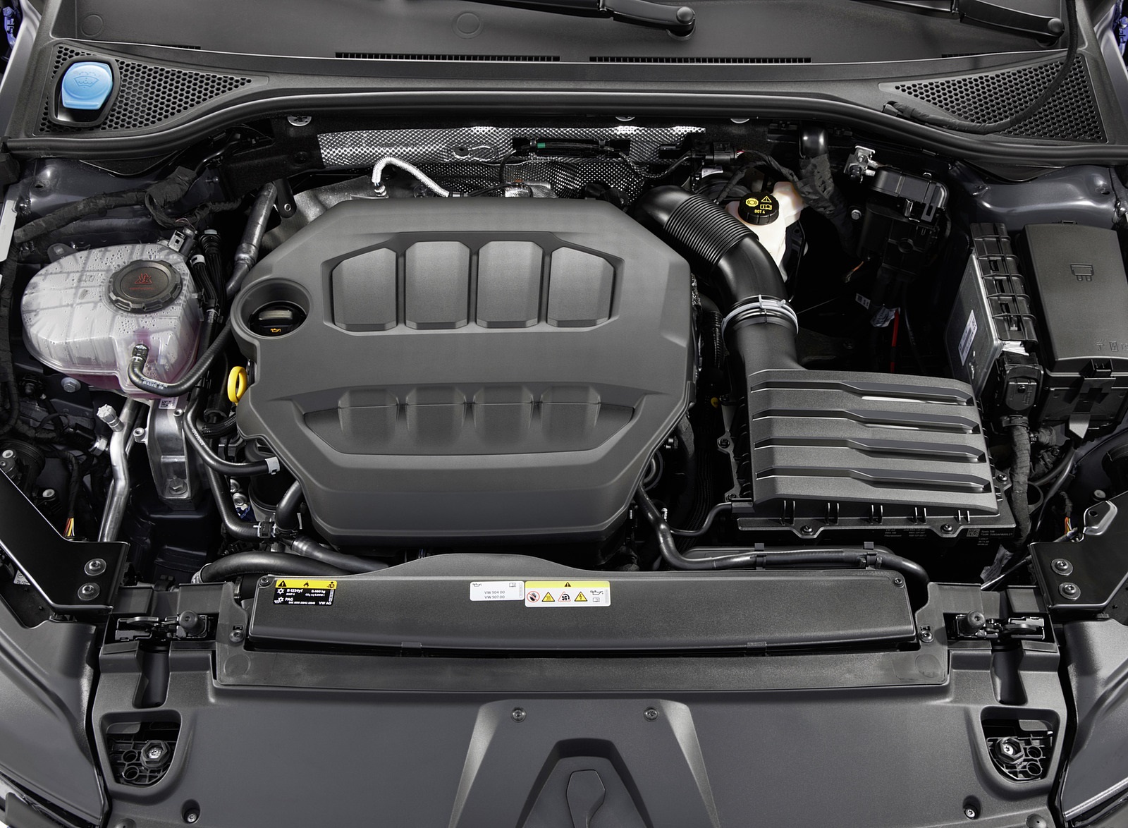 2021 Volkswagen Arteon R Engine Wallpapers #80 of 106