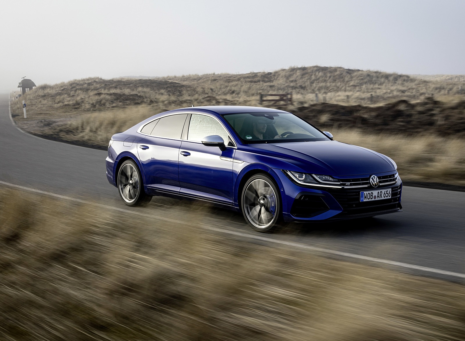 2021 Volkswagen Arteon R Front Three-Quarter Wallpapers  (2)