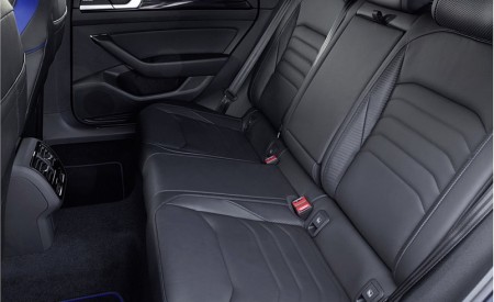 2021 Volkswagen Arteon R Interior Rear Seats Wallpapers 450x275 (101)