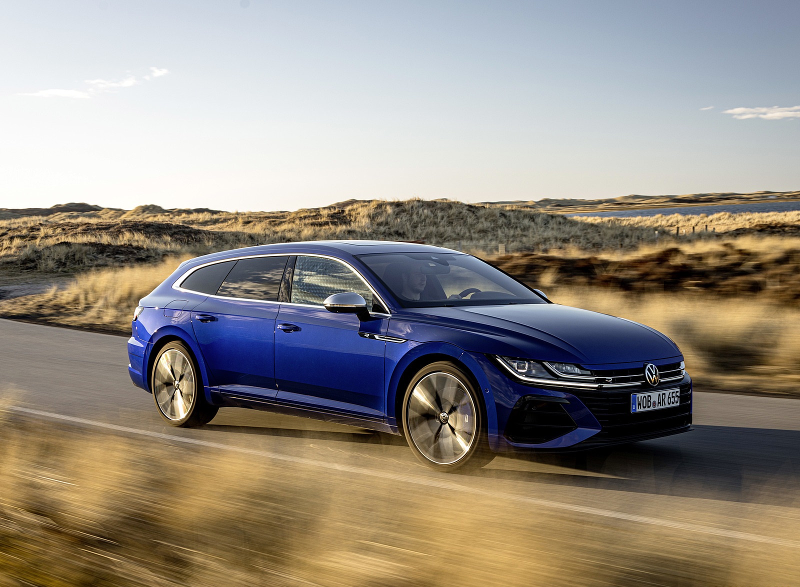 2021 Volkswagen Arteon R Shooting Brake Front Three-Quarter Wallpapers (7)