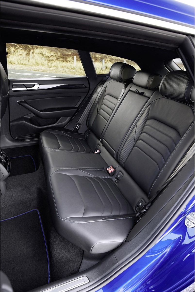 2021 Volkswagen Arteon R Shooting Brake Interior Rear Seats Wallpapers #54 of 90