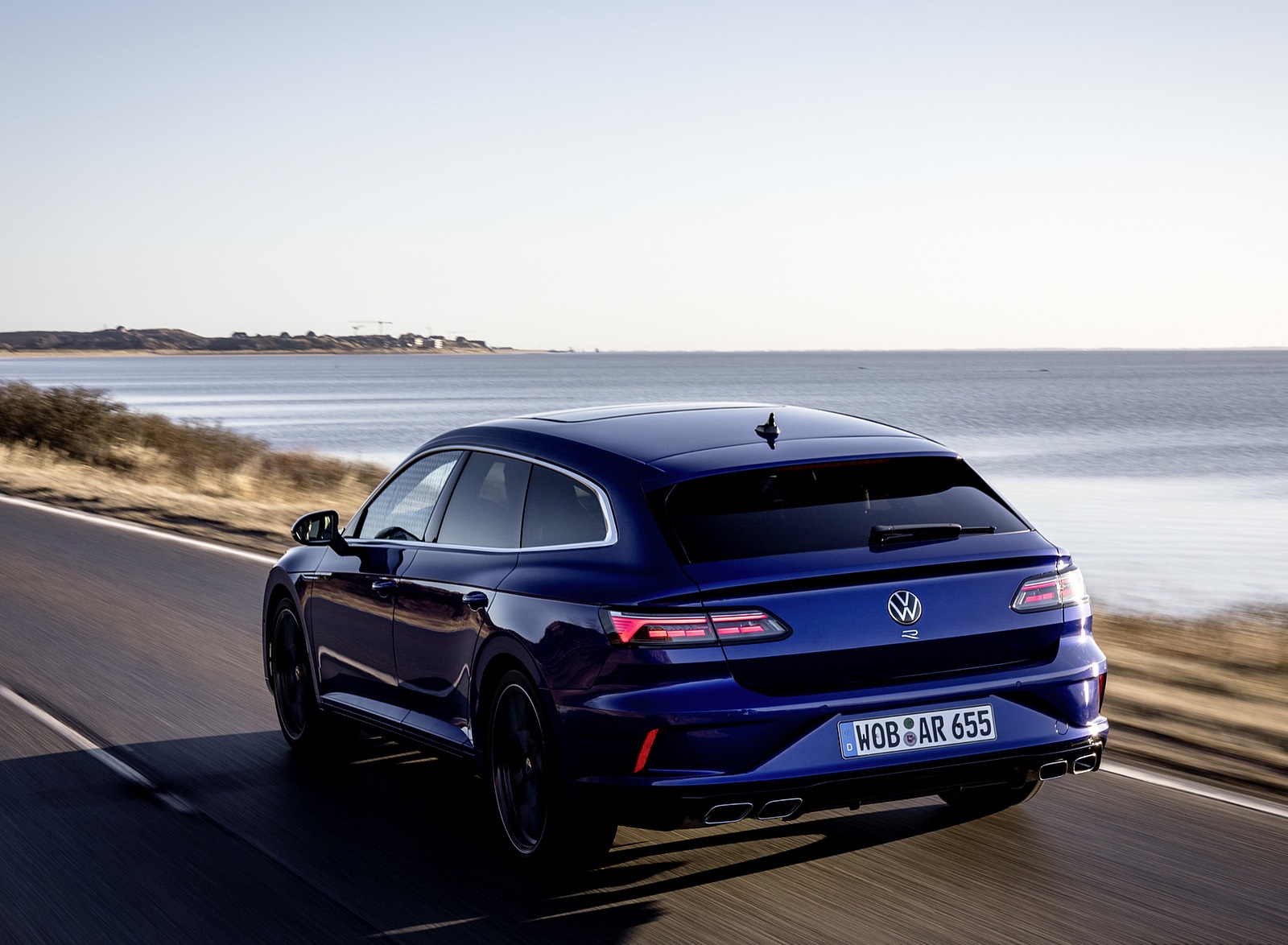 2021 Volkswagen Arteon R Shooting Brake Rear Three-Quarter Wallpapers (9)