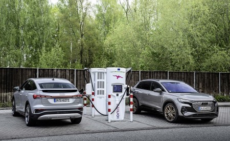 2022 Audi Q4 e-tron Charging Wallpapers 450x275 (58)