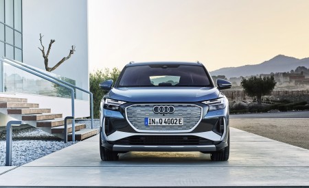 2022 Audi Q4 e-tron (Color: Geyser Blue Metallic) Front Wallpapers  450x275 (83)