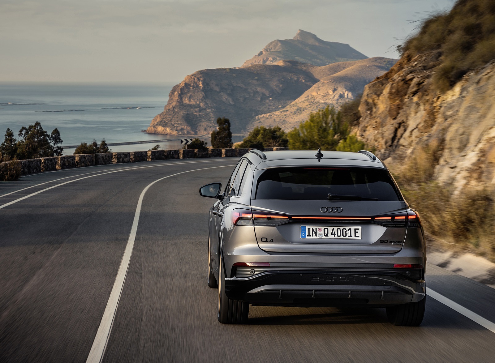 2022 Audi Q4 e-tron (Color: Typhoon Gray) Rear Wallpapers #121 of 183