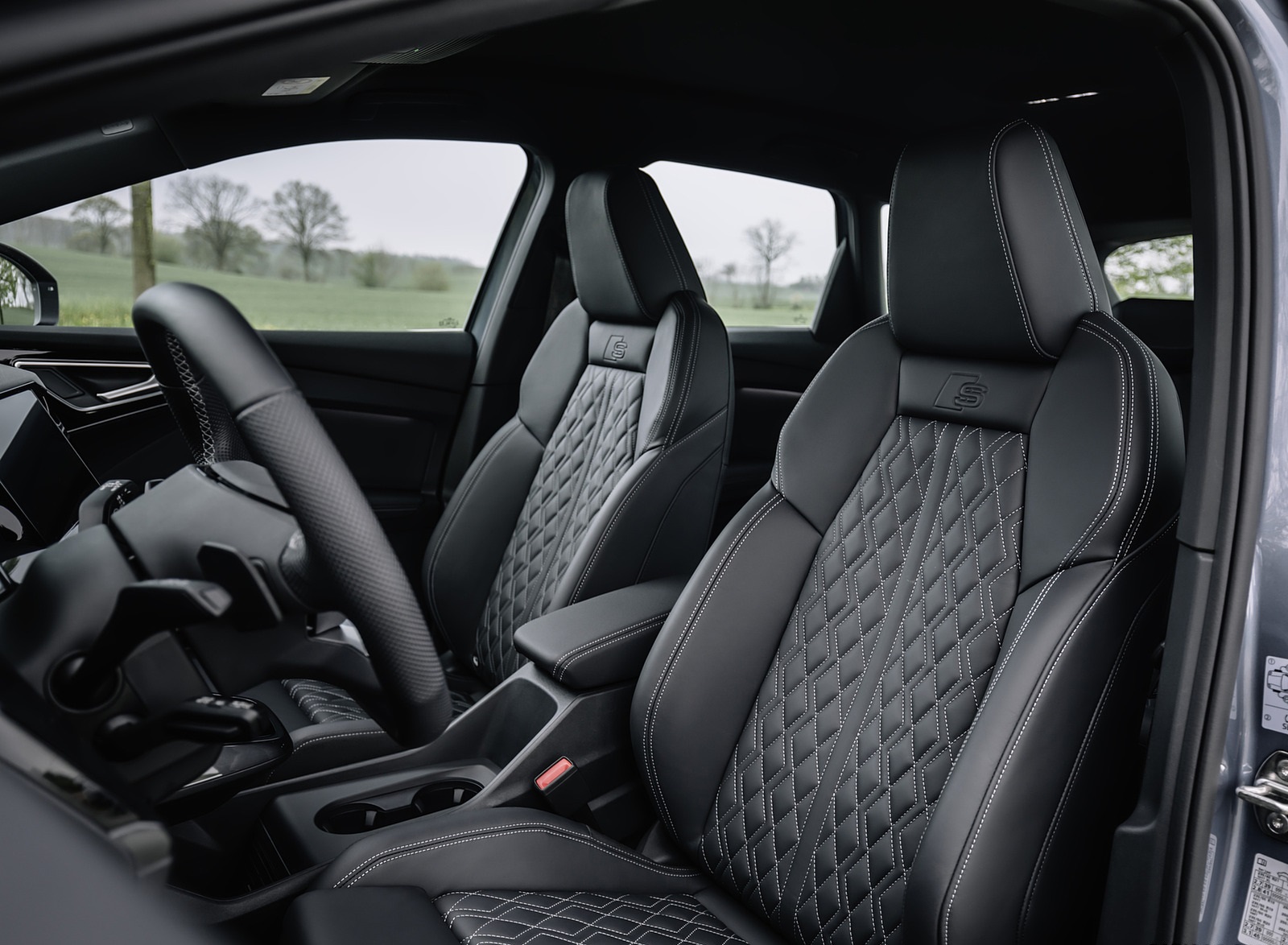 2022 Audi Q4 e-tron Interior Front Seats Wallpapers #27 of 183