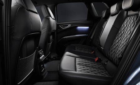 2022 Audi Q4 e-tron Interior Rear Seats Wallpapers 450x275 (169)