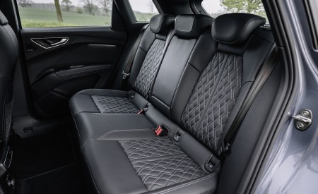 2022 Audi Q4 e-tron Interior Rear Seats Wallpapers 450x275 (28)