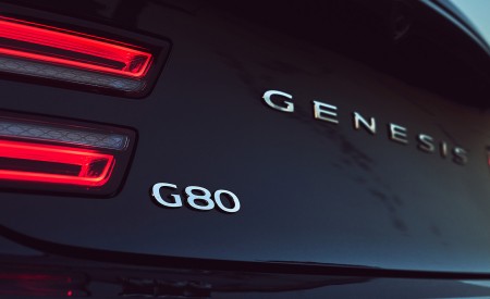 2022 Genesis Electrified G80 Badge Wallpapers 450x275 (47)