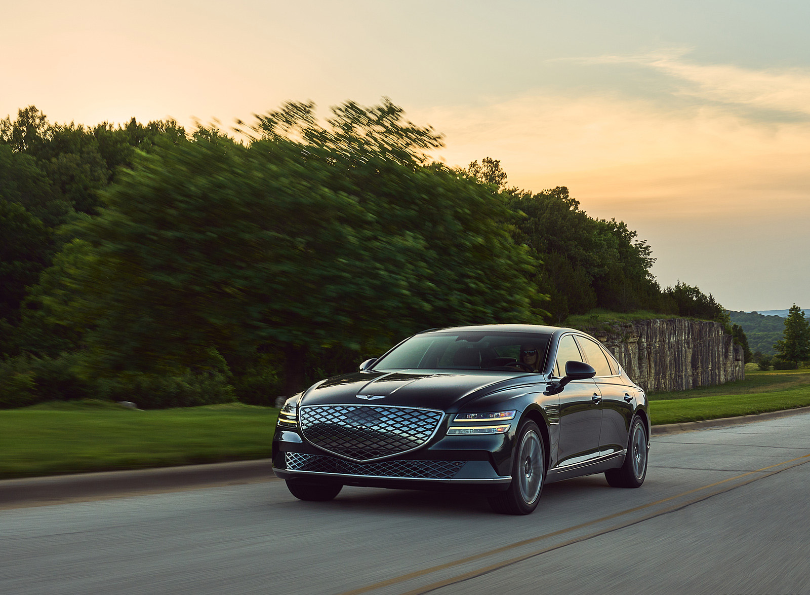 2022 Genesis Electrified G80 Front Three-Quarter Wallpapers (7)