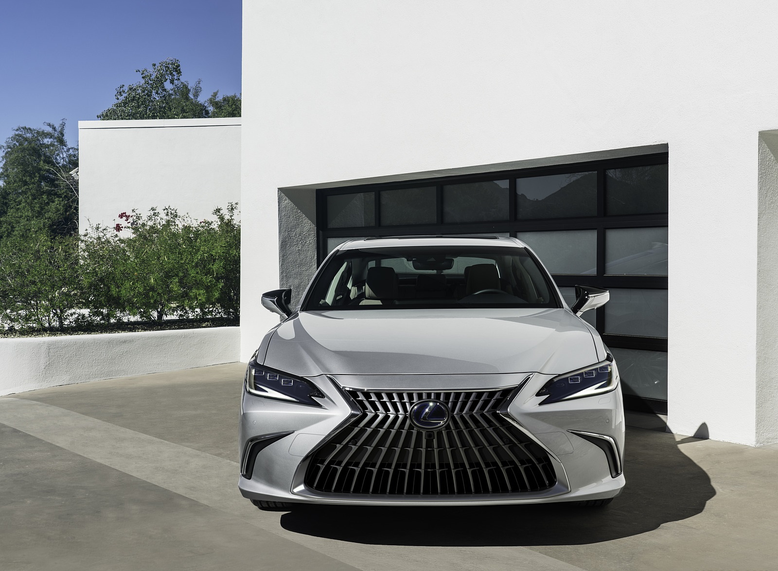 2022 Lexus ES Front Wallpapers #8 of 50