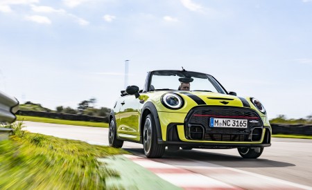 2022 MINI John Cooper Works Cabrio Front Wallpapers 450x275 (3)