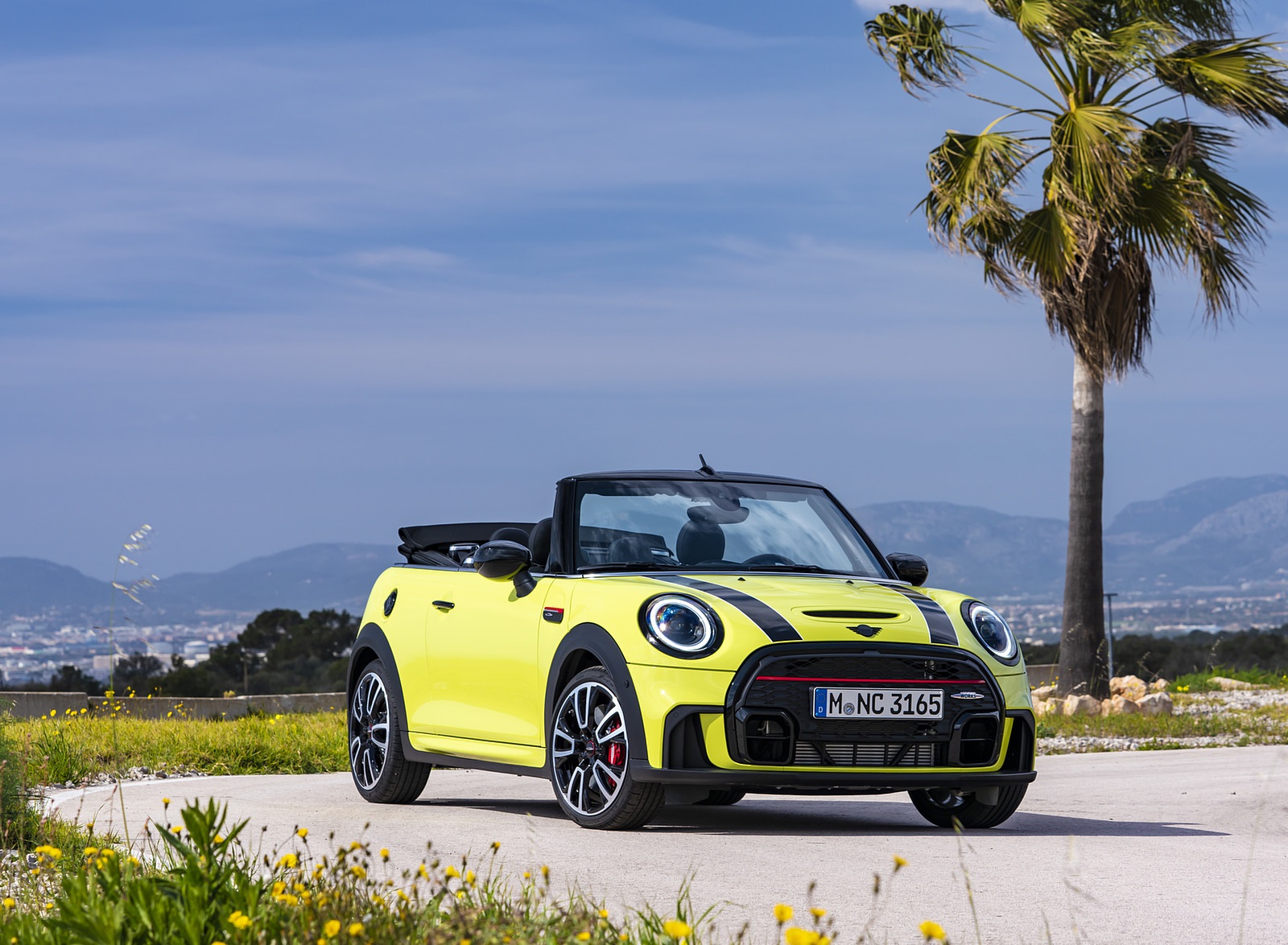 2022 MINI John Cooper Works Cabrio Front Wallpapers #23 of 29