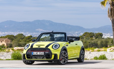 2022 MINI John Cooper Works Cabrio Front Wallpapers 450x275 (24)