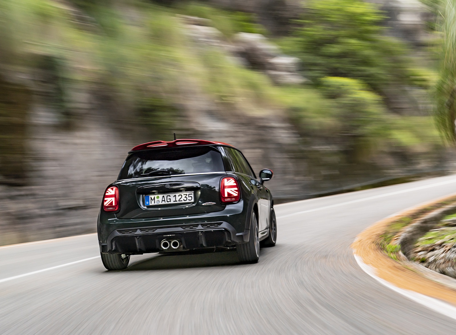 2022 MINI John Cooper Works Rear Wallpapers #23 of 57