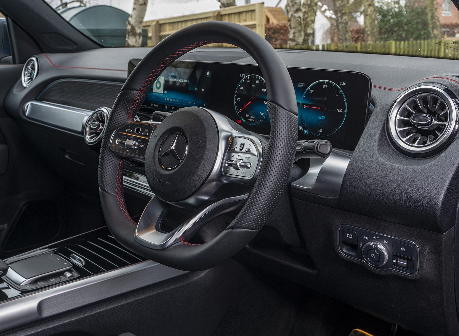 2022 Mercedes-Benz EQB 300 (UK-Spec) Interior Steering Wheel Wallpapers #158 of 178