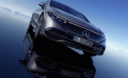 2022 Mercedes-Benz EQS 450+ Front Wallpapers 450x275 (74)