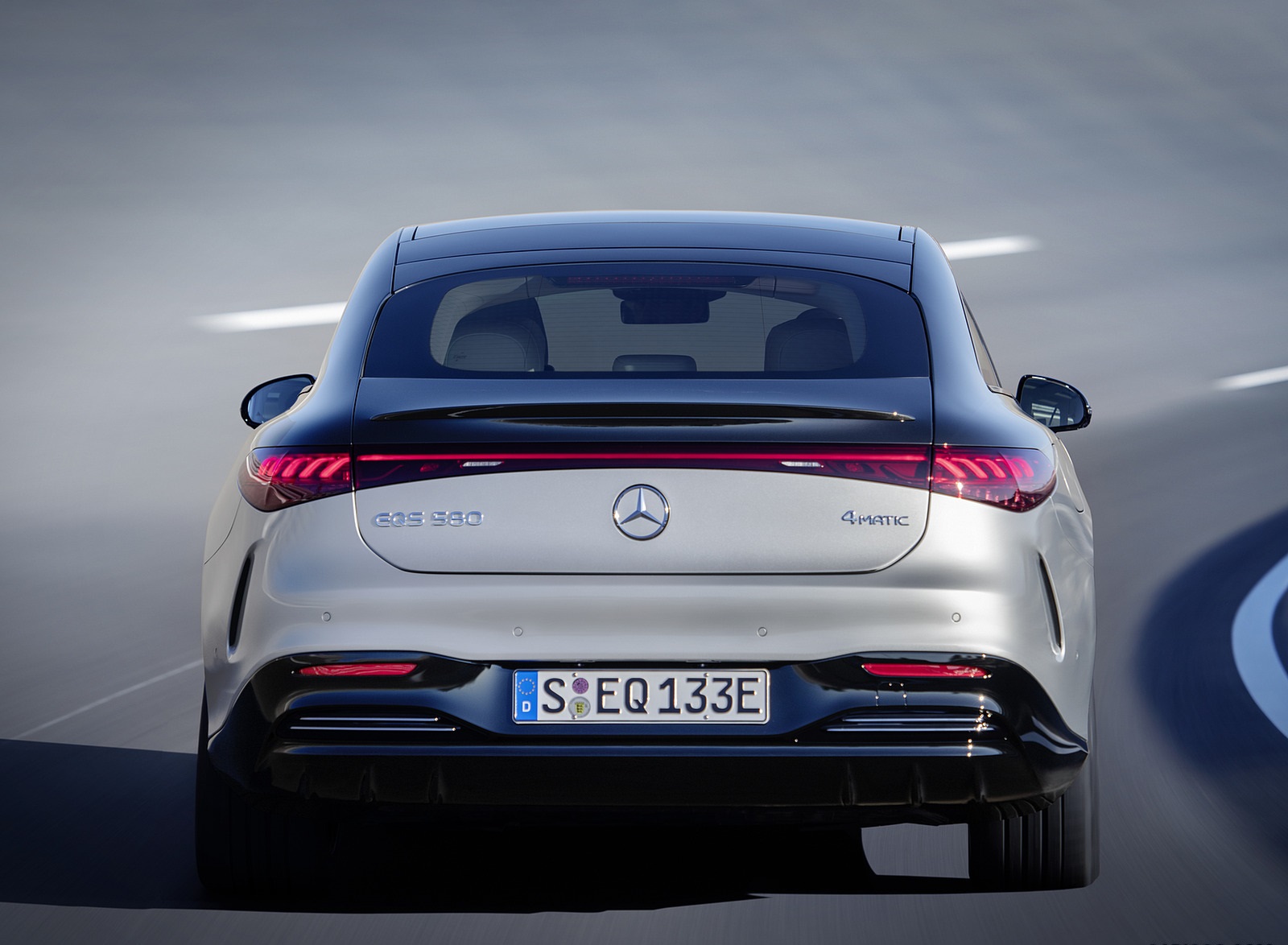 2022 Mercedes-Benz EQS 580 4MATIC AMG-Line Edition 1 (Color: High-Tech Silver Obsidian Black) Rear Wallpapers (5)