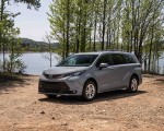 2022 Toyota Sienna Woodland Special Edition Front Three-Quarter Wallpapers 150x120 (2)