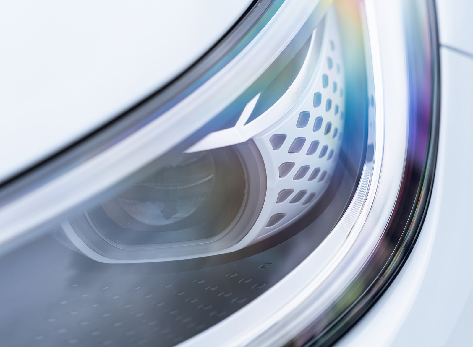 2022 Volkswagen ID.3 Tour Pro S (UK-Spec) Headlight Wallpapers #54 of 79