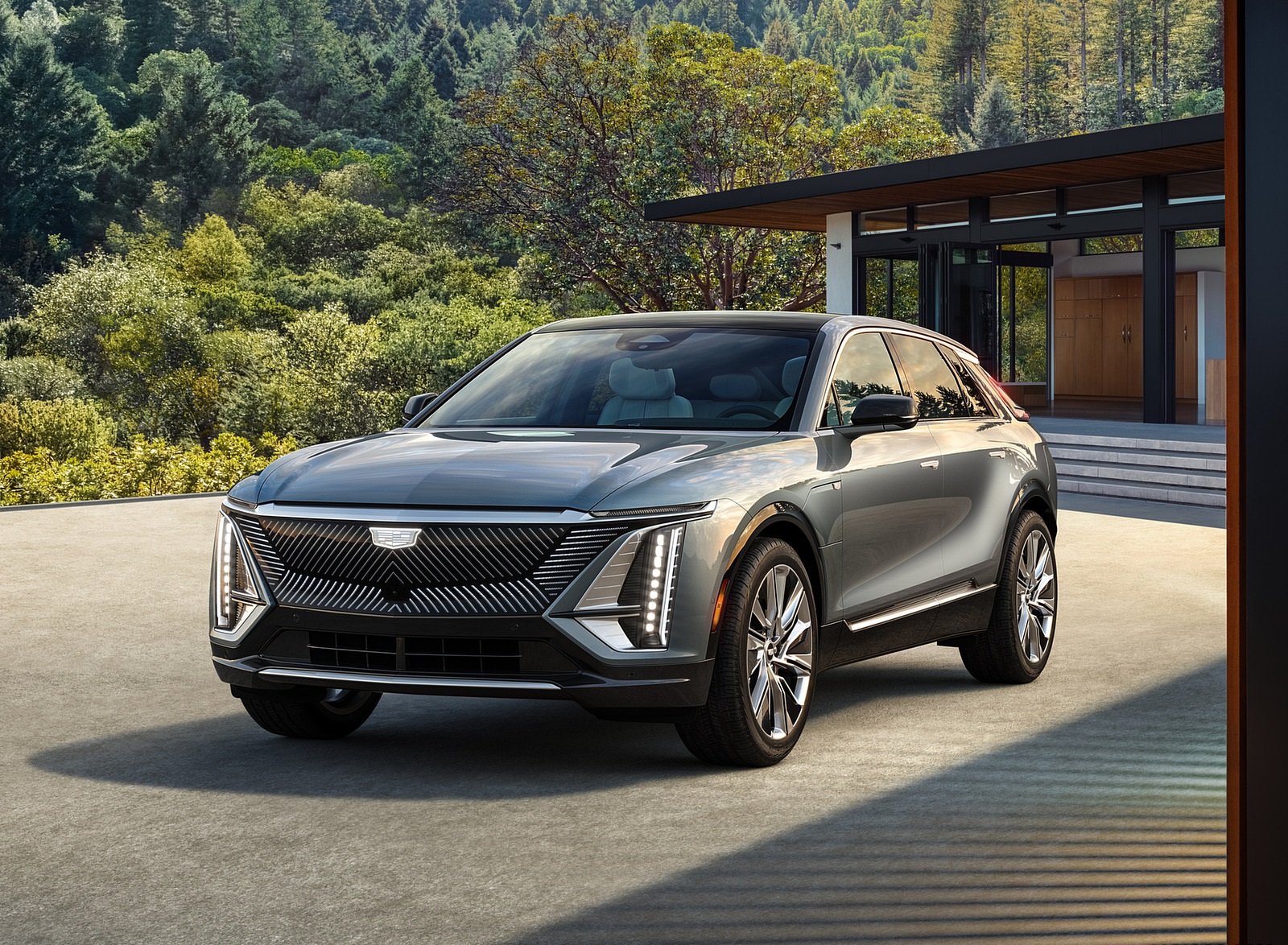 2023 Cadillac LYRIQ Front Three-Quarter Wallpapers  (1)