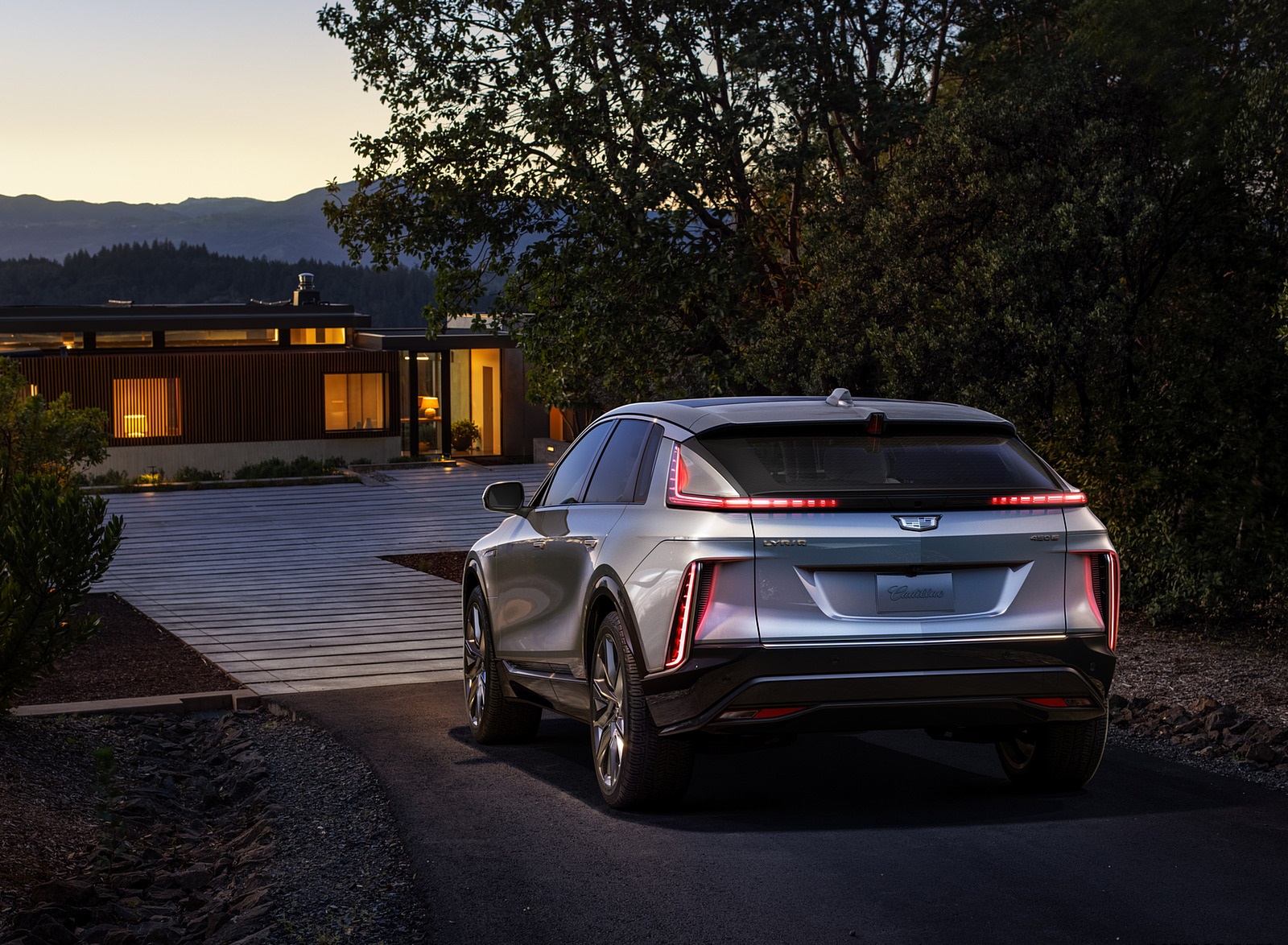 2023 Cadillac LYRIQ Rear Wallpapers (5)