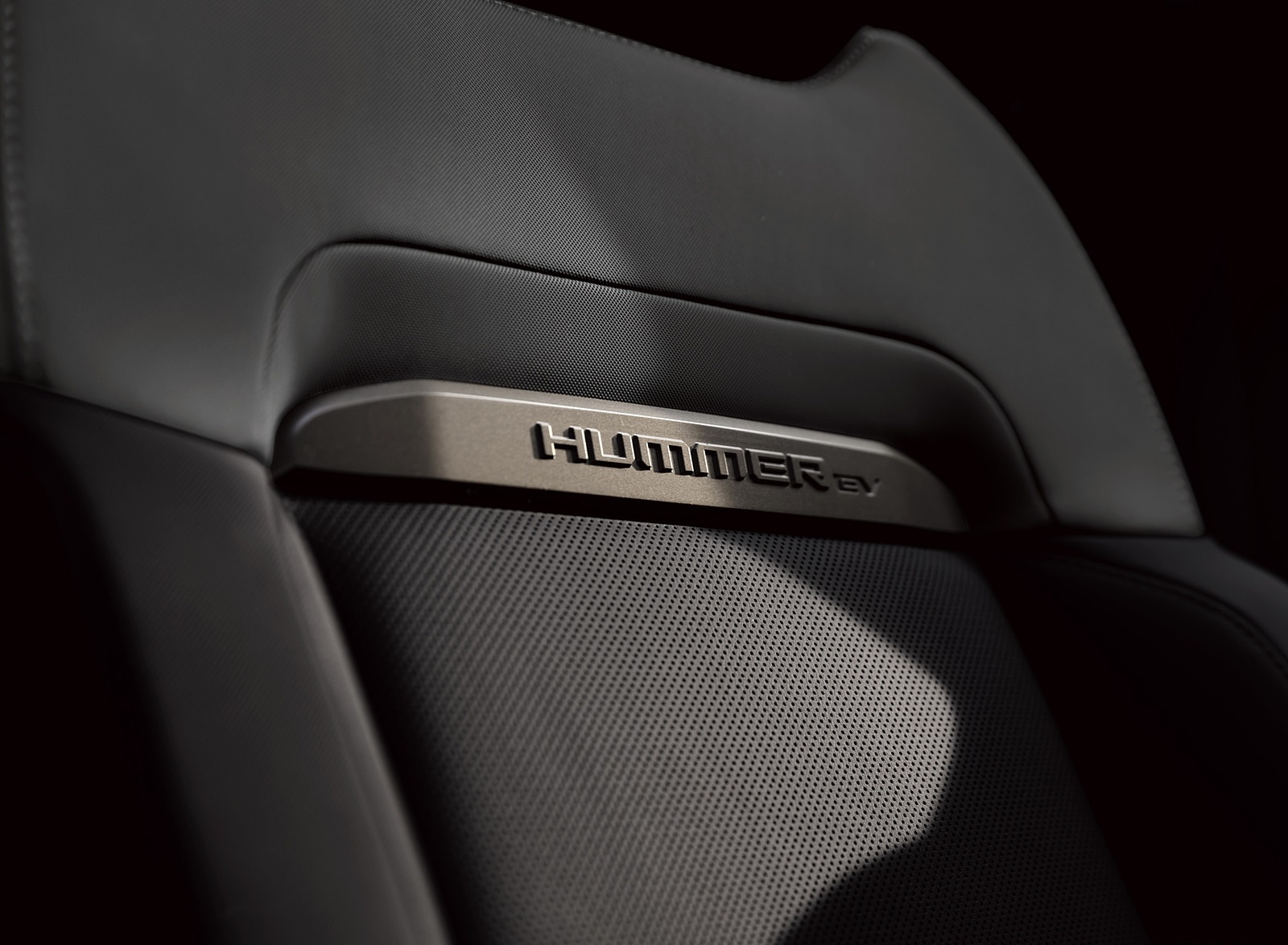 2024 GMC HUMMER EV SUV Interior Seats Wallpapers #38 of 52