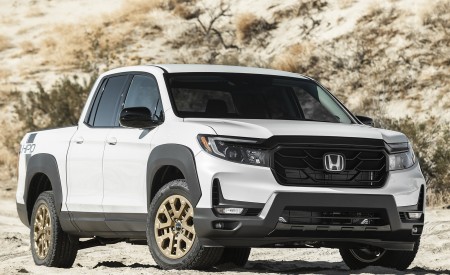 2021 Honda Ridgeline Sport with HPD Package Front Three-Quarter Wallpapers  450x275 (56)