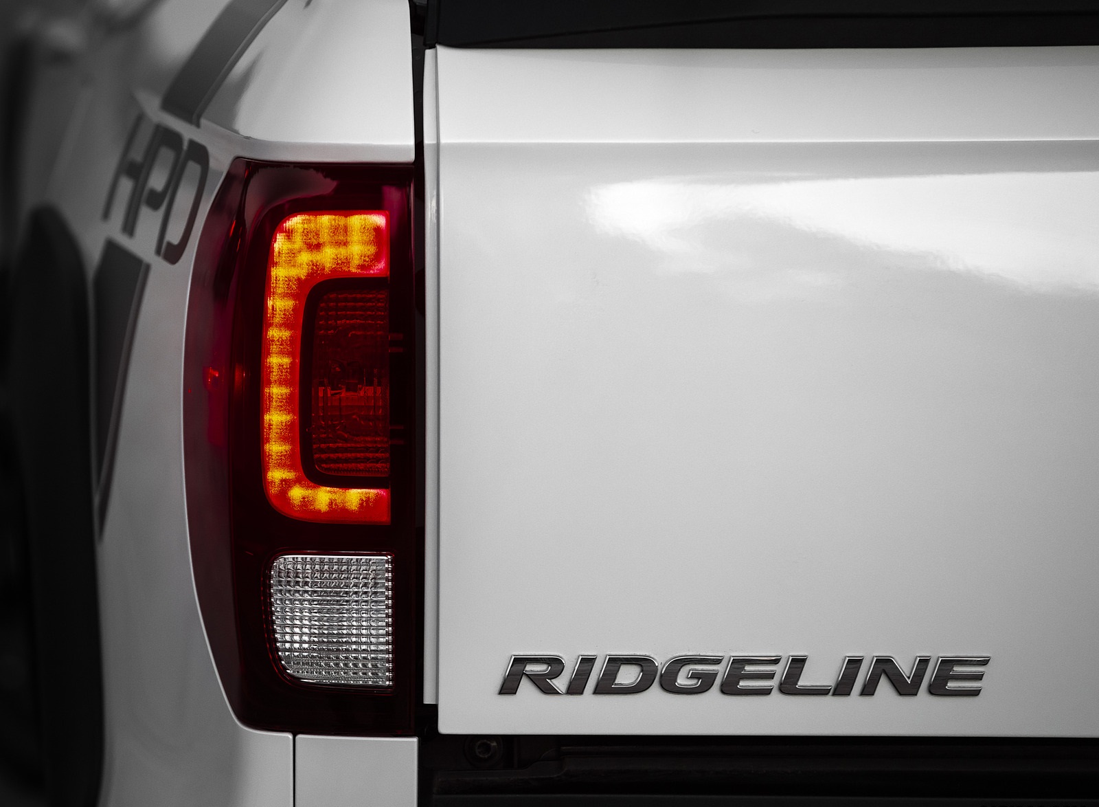 2021 Honda Ridgeline Sport with HPD Package Tail Light Wallpapers #64 of 78