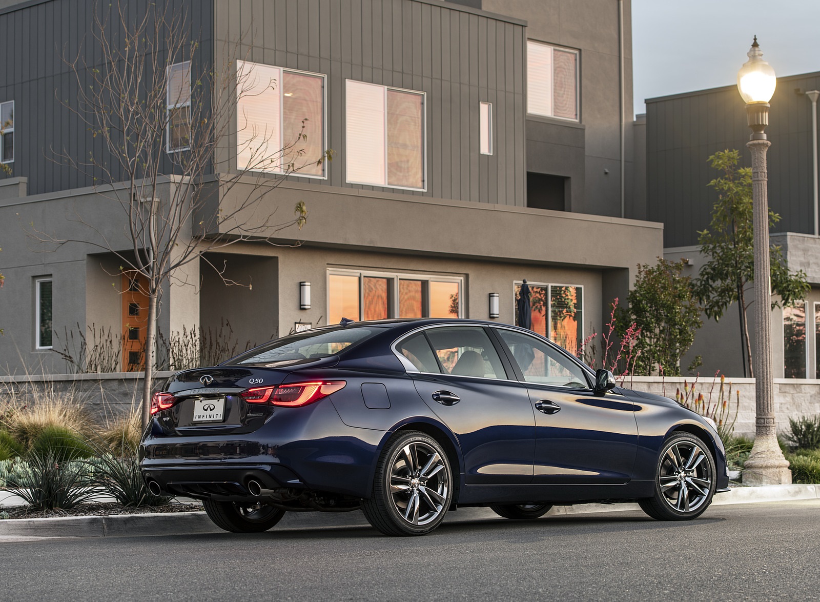 2021 Infiniti Q50 Signature Edition Rear Three-Quarter Wallpapers #6 of 19