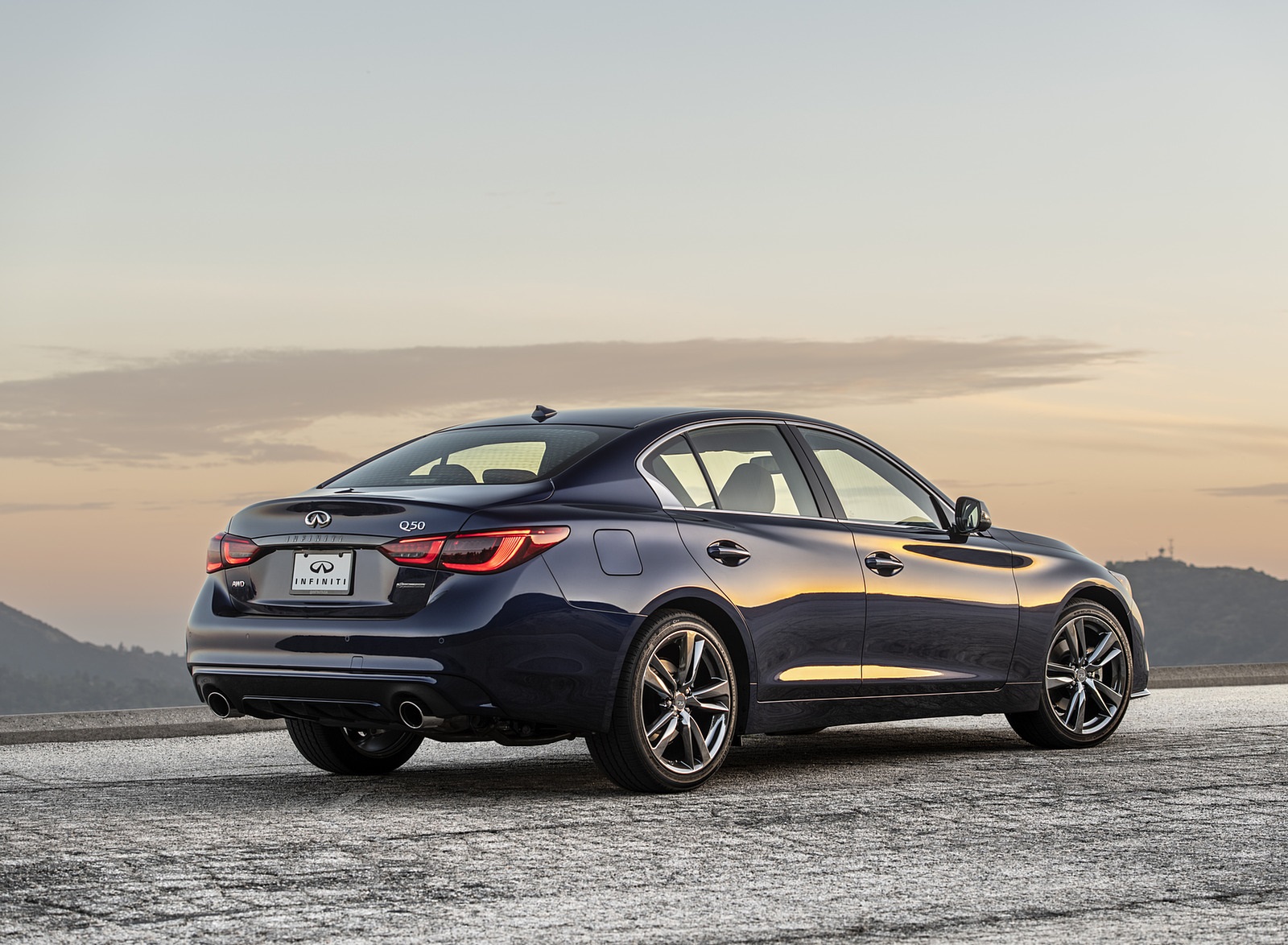 2021 Infiniti Q50 Signature Edition Rear Three-Quarter Wallpapers (2)