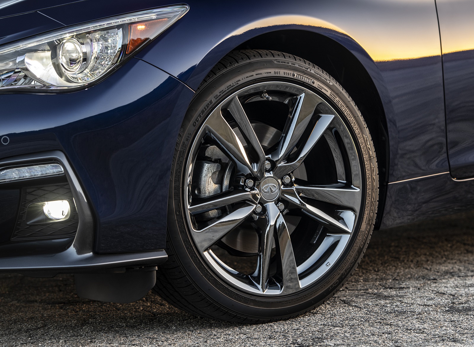 2021 Infiniti Q50 Signature Edition Wheel Wallpapers #8 of 19