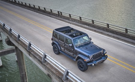 2021 Jeep Wrangler High Altitude 4xe Front Three-Quarter Wallpapers 450x275 (25)