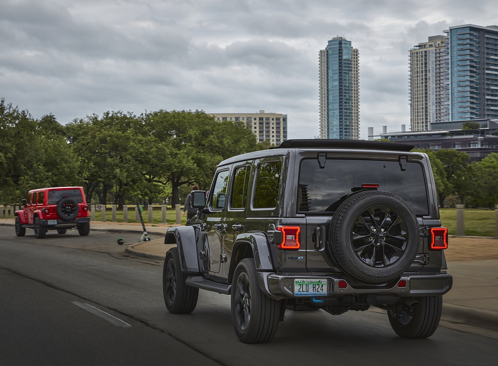 2021 Jeep Wrangler High Altitude 4xe Rear Wallpapers #7 of 37